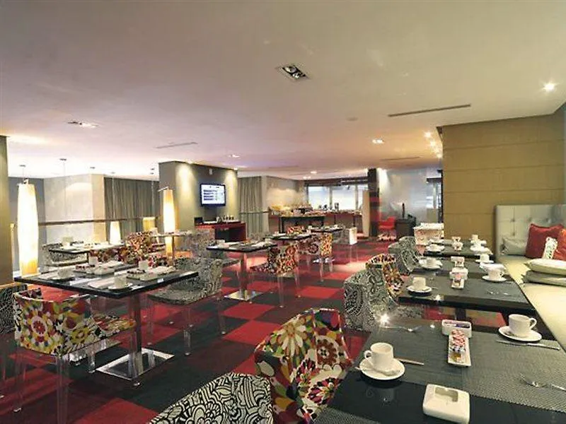 Husa Casablanca Plaza Hotel 5*,  Marruecos